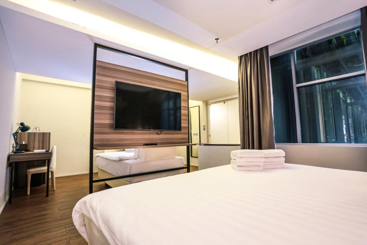Days Hotel & Suites By Wyndham Kl - Chan Sow Lin Mrt Or Lrt Kuala Lumpur Eksteriør billede