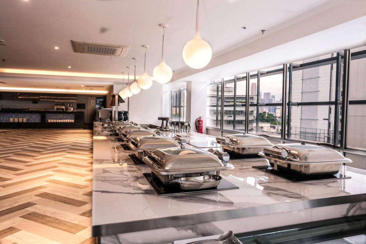 Days Hotel & Suites By Wyndham Kl - Chan Sow Lin Mrt Or Lrt Kuala Lumpur Eksteriør billede