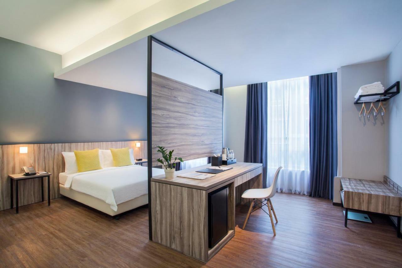 Days Hotel & Suites By Wyndham Kl - Chan Sow Lin Mrt Or Lrt Kuala Lumpur Eksteriør billede