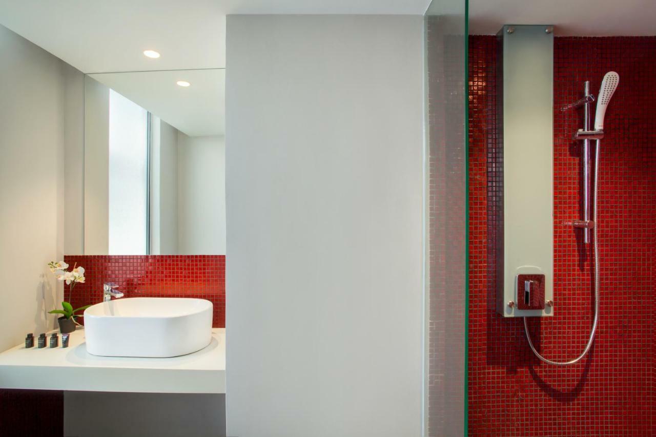Days Hotel & Suites By Wyndham Kl - Chan Sow Lin Mrt Or Lrt Kuala Lumpur Eksteriør billede